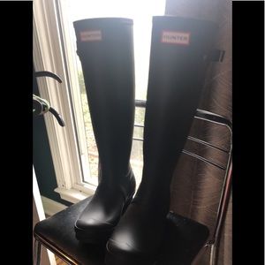 Black Hunter Rainboots